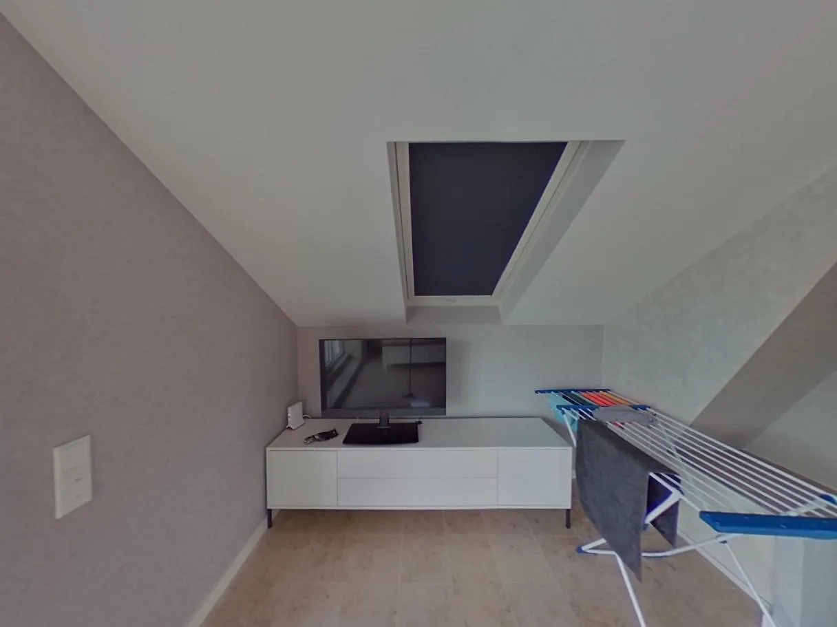 Apartment Ferienwohnung Alte Baeckerei Haupthaus Am Flughafen - Messe Duesseldorf